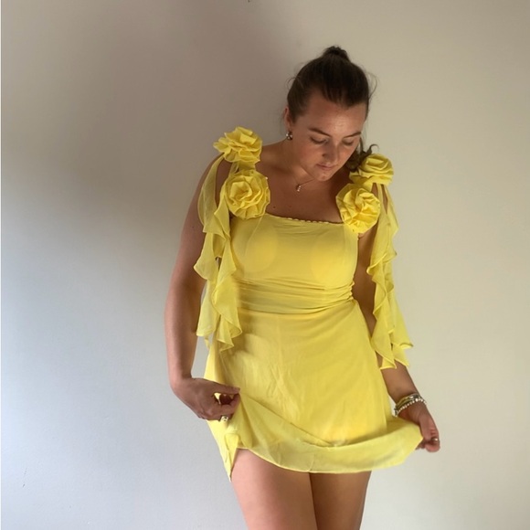 Dresses & Skirts - Vintage 90s Bright Yellow Dress with Floral Accents